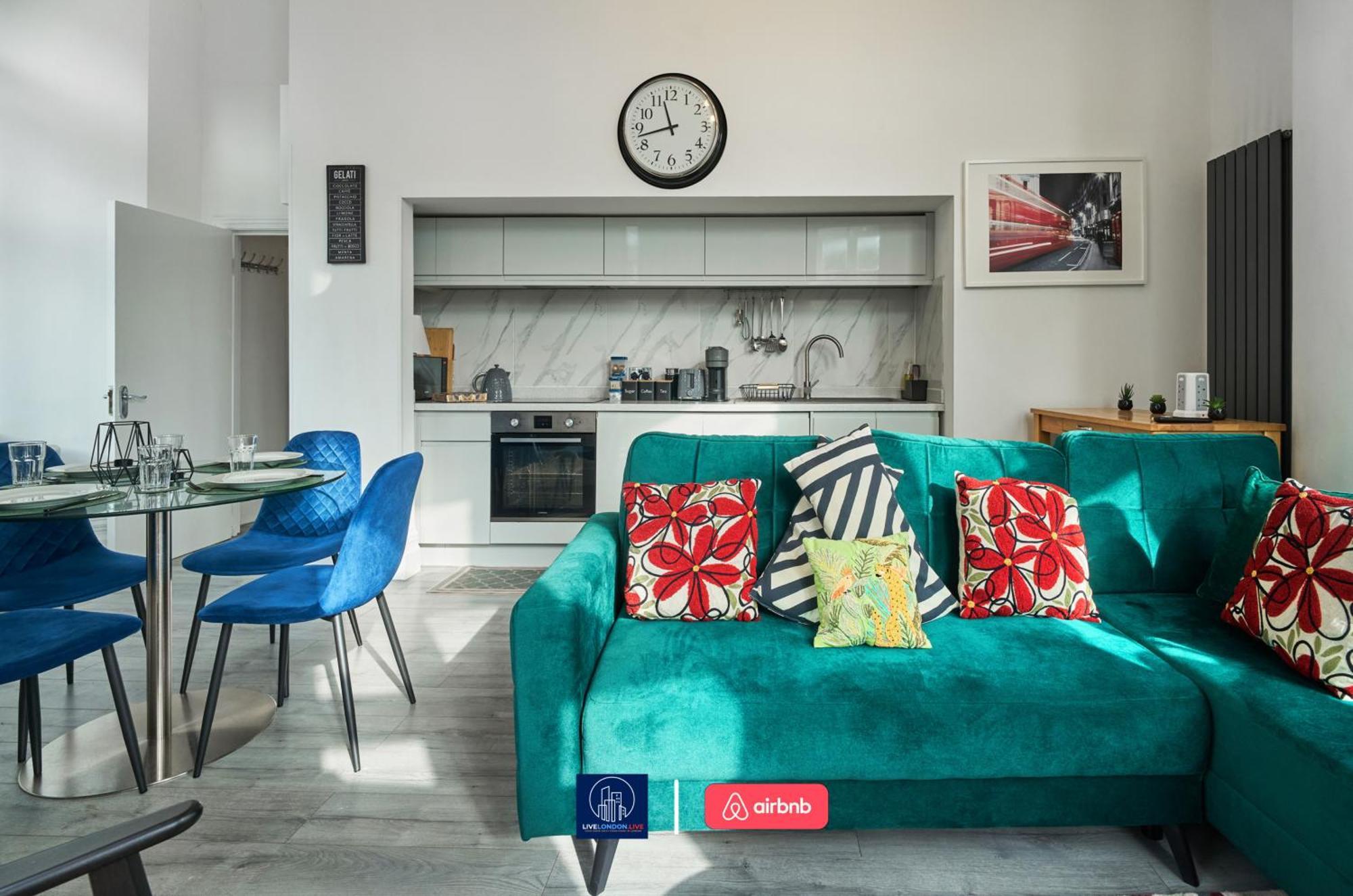 Last-Minute Specials L Sleeps Up To 4 Guests L One-Bedroom Apartment With King Bed And High Ceilings Near Camden By Live London Short Lets & Serviced Accommodation Екстериор снимка