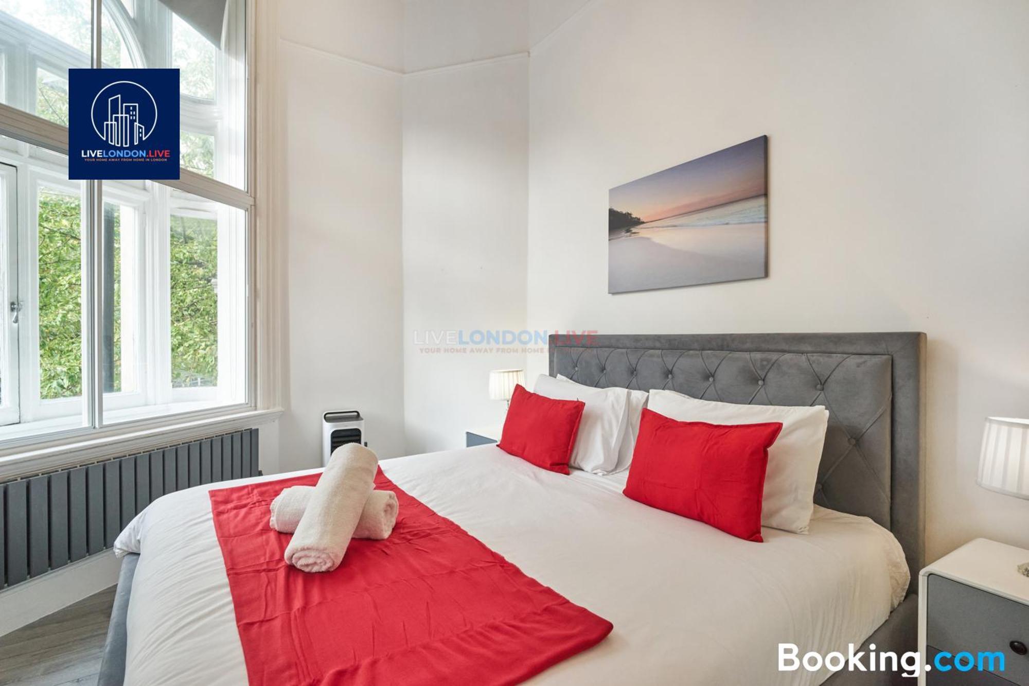 Last-Minute Specials L Sleeps Up To 4 Guests L One-Bedroom Apartment With King Bed And High Ceilings Near Camden By Live London Short Lets & Serviced Accommodation Екстериор снимка